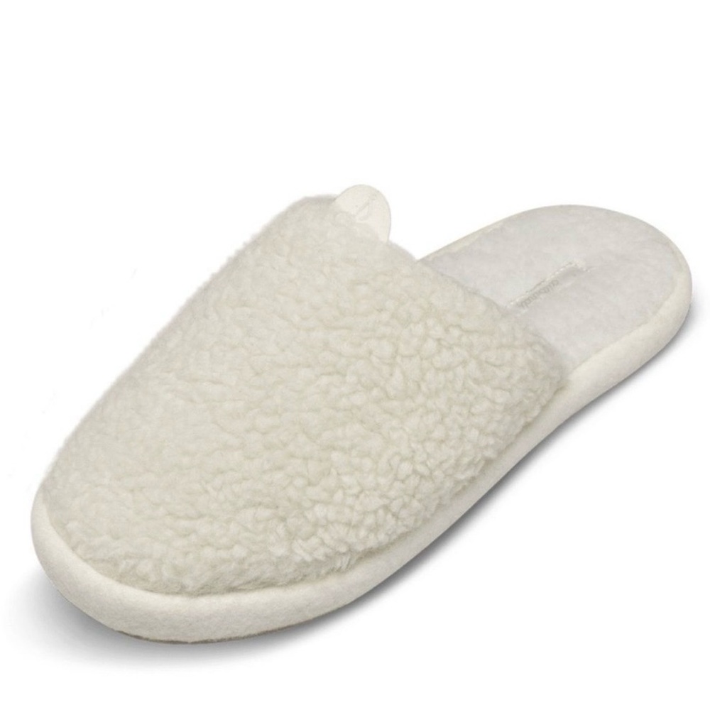 Allbirds Wool Dwellers in Natural White Fluff with White Sole-unisex medium